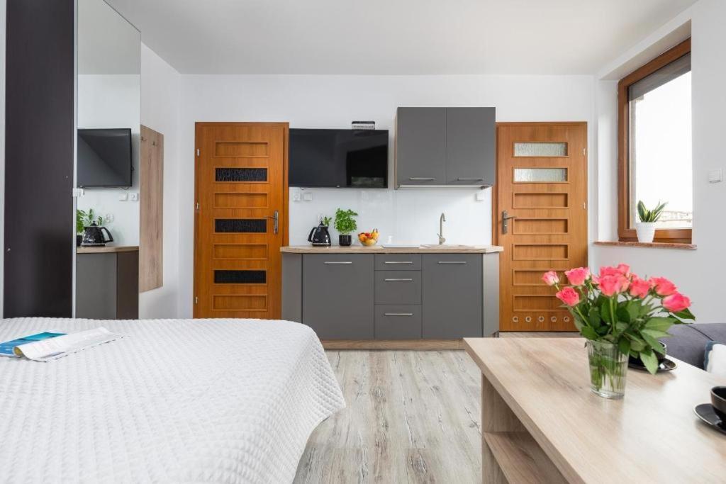 Na Mieczowej 2F Apartment ชวีโนวิชแจ ภายนอก รูปภาพ